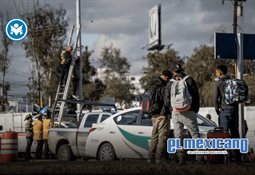 Bomberos controlan incendio en cuarter&iacute;a de la colonia Castillo