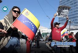 Fern&aacute;ndez Noro&ntilde;a es visto en Roma y afirma defender a Maduro