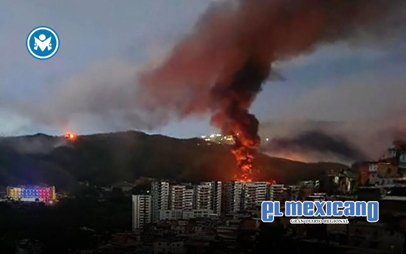Explosiones y sobrevuelos militares sacuden Caracas