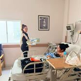 Cigüeñas entregan canastillas a bebés en año nuevo