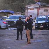 Asegura Policía Municipal de Tijuana a hombre por presunta omisión de cuidados tras ataque de perros a menor