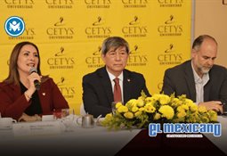 Mujer apuñala a su pareja por negarse a cooperar con una fantasía íntima Mujer apuñala a su pareja por negarse a cooperar con una fantasía íntima