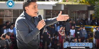 IEE desecha denuncia del PAN contra Jesús Ruiz Uribe por Fundación Ruiz Uribe IEE desecha denuncia del PAN contra Jesús Ruiz Uribe por Fundación Ruiz Uribe