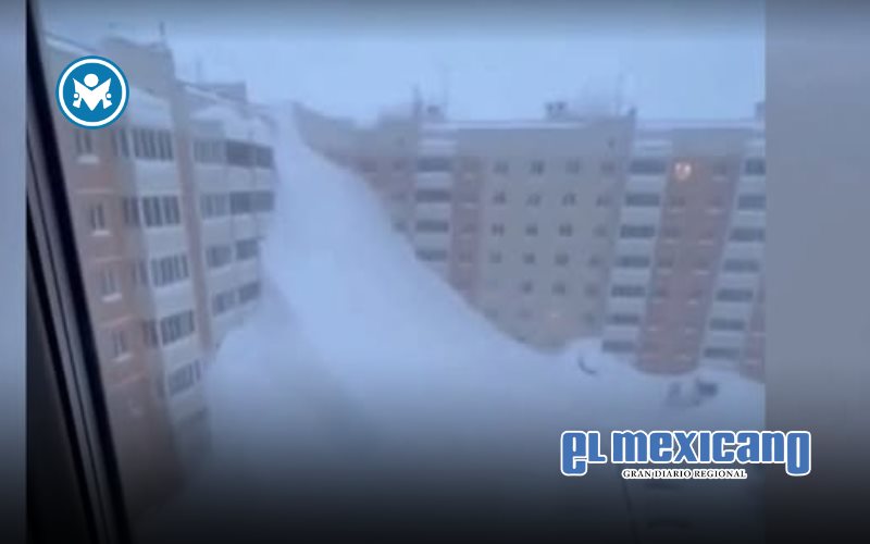 Rusia enfrenta severas nevadas que paralizan regiones
