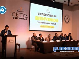 CETYS Tijuana da la bienvenida y entrega becas a estudiantes