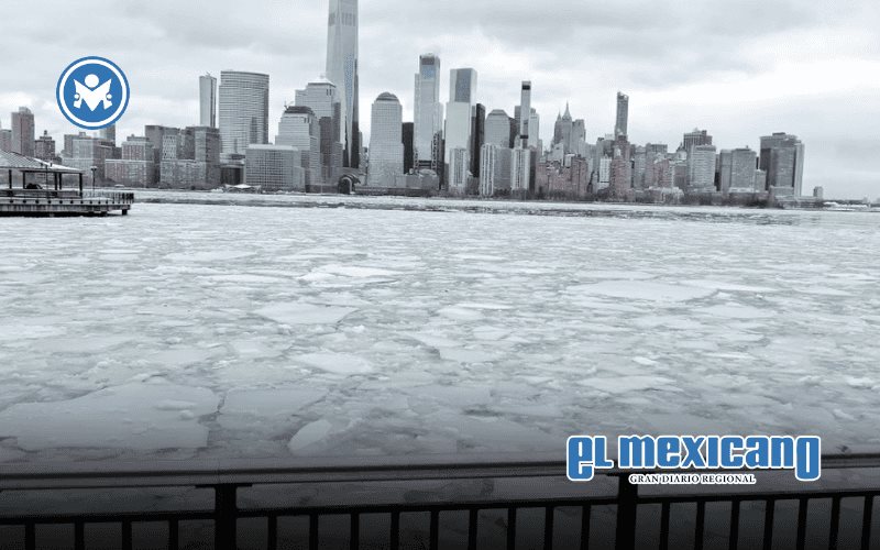 El r&iacute;o Hudson resiste la congelaci&oacute;n pese a la ola de fr&iacute;o en Nueva York