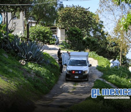 Encuentran a pareja sin vida entre la maleza de un cerro