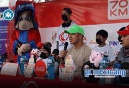 CONAPESCA entrega primer permiso de pesca comercial de agua dulce en BC