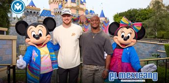 Seahawks en la cima: Kenneth Walker III y Sam Darnold lideran el desfile triunfal de la Super Bowl LX en Disneyland Resort