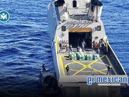 Marina y Comando Sur de EU aseguran 188 bultos con toneladas de coca&iacute;na en el Pac&iacute;fico