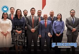 Paletas de manzana cubiertas con chocolate: el regalo m&aacute;s delicioso para San Valent&iacute;n