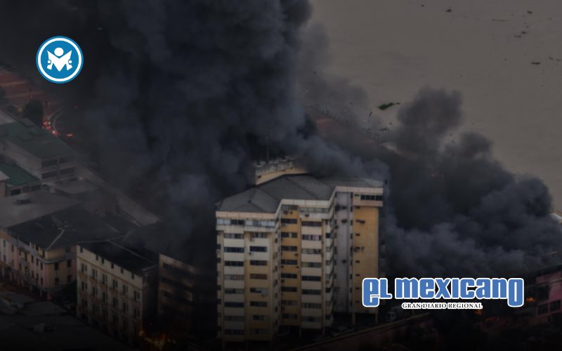 Incendio en edificio del centro de Guayaquil deja 400 afectados