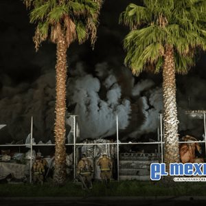 Incendio en el Parque Industrial El Florido consume f&aacute;brica de foam