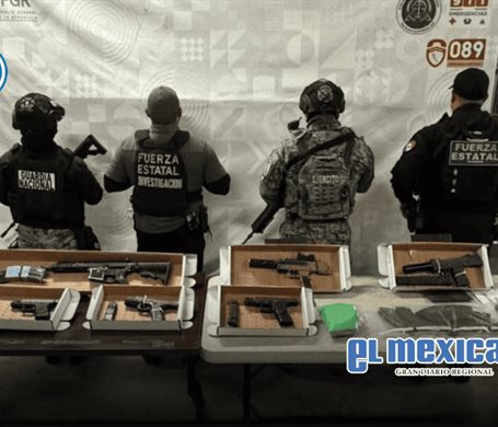 Aseguran m&aacute;s de 30 kilos de droga y arsenal en camioneta abandonada