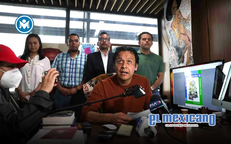 Marx Arriaga se niega a dejar su cargo en la SEP tras ser destituido