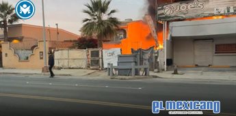 Queman casa y dejan manta con amenazas en Mexicali