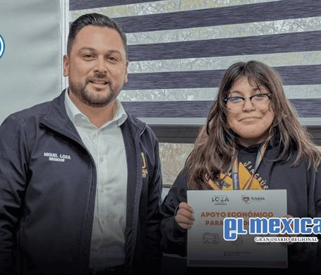 Regidor Miguel Loza entrega 5 mil pesos a estudiante que enfrentó cobro indebido en transporte Regidor Miguel Loza entrega 5 mil pesos a estudiante que enfrentó cobro indebido en transporte