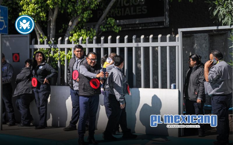 Personal de Servicios Periciales se manifest&oacute; afuera de sus instalaciones