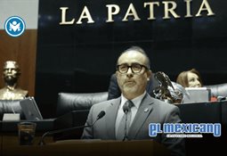 Captan a regidora del PVEM con stripper en oficina del Ayuntamiento de Rioverde