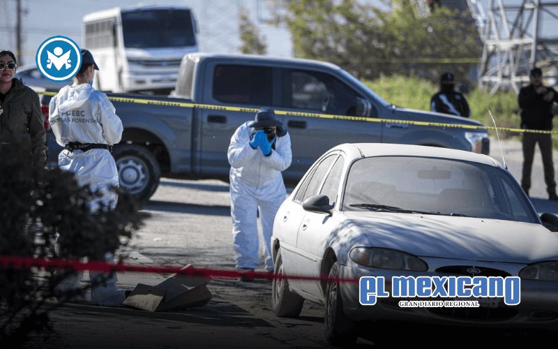 Hallan cuerpo en cajuela de auto abandonado junto al bulevar 2000