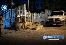 Hallan cuerpo con presunto narcomensaje en Villa del Campo