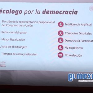 Sheinbaum presenta Dec&aacute;logo por la Democracia y env&iacute;a reforma electoral al Congreso