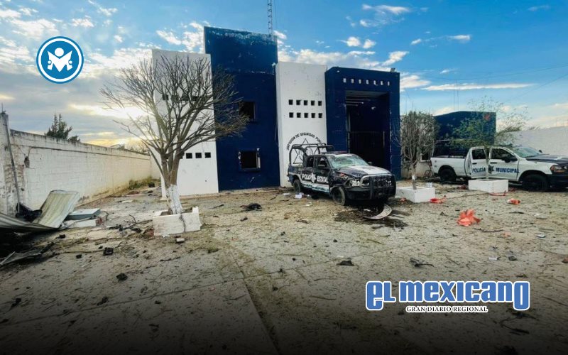 Ataque con explosivos contra comandancia deja tres polic&iacute;as heridos en Zacatecas