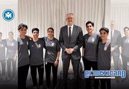 Petroleros cruzan Ormuz con transpondedores apagados