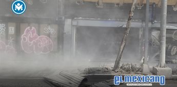 Colapsa edificio cerca del Metro San Antonio Abad