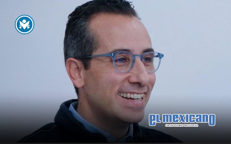 Atacan a balazos a dirigente del PAN en autopista de Puebla Atacan a balazos a dirigente del PAN en autopista de Puebla