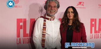 "Flamingos: la vida despu&eacute;s del meteorito" deslumbra en su premiere en Plaza Carso