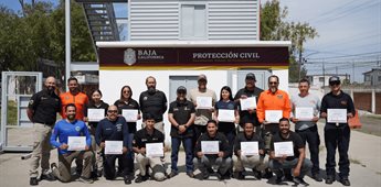 Protecci&oacute;n Civil concluye especializaci&oacute;n de rescate en ca&ntilde;ones