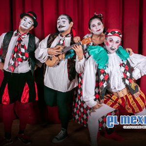 La P&iacute;cara Pandilla revive la s&aacute;tira de la Revista Mexicana en el Teatro Varsovia
