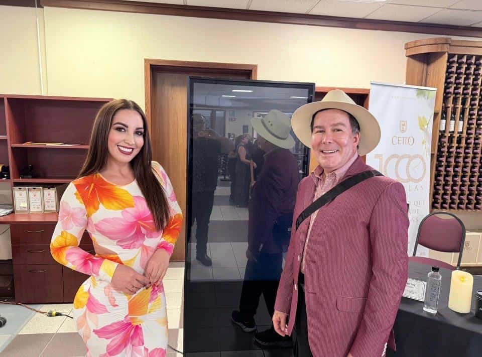 Penthouse Runway by: Paul Mitchell Penthouse Runway by: Paul Mitchell