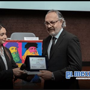 Xavier Yarto recibe premio "The Universal Genius" en Mil&aacute;n