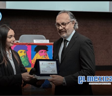 Xavier Yarto recibe premio "The Universal Genius" en Milán Xavier Yarto recibe premio "The Universal Genius" en Milán