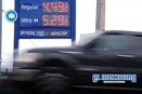 La gasolina en EU supera los 4 d&oacute;lares por gal&oacute;n, su precio m&aacute;s alto desde 2022