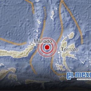 Terremoto de 7.4 sacude Indonesia y activa alerta