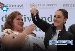 Autoridades investigan incendio de yate frente a Topolobampo, Sinaloa