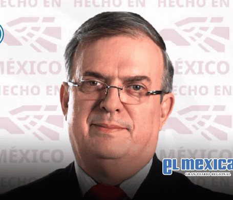 Ebrard responde a periodista y lo llama "mezquino" por pol&eacute;mica