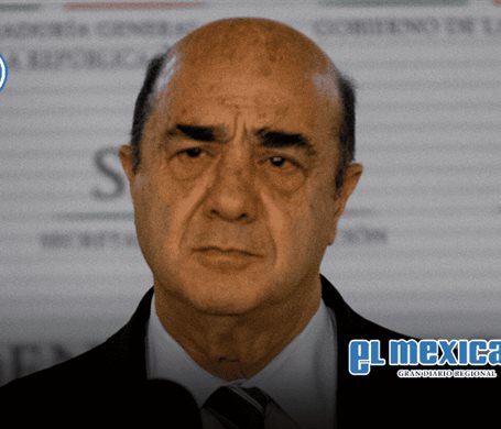 Hospitalizan de emergencia a Jes&uacute;s Murillo Karam tras derrame cerebral