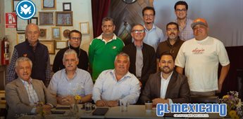 Reg. Miguel Loza, sostiene reuni&oacute;n con comerciantes de la Ave. Revoluci&oacute;n