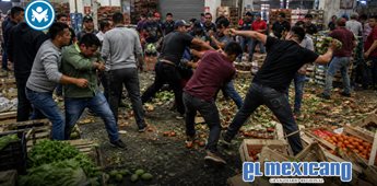 Reportan pelea campal entre diableros y comerciantes en la Central de Abasto de CDMX