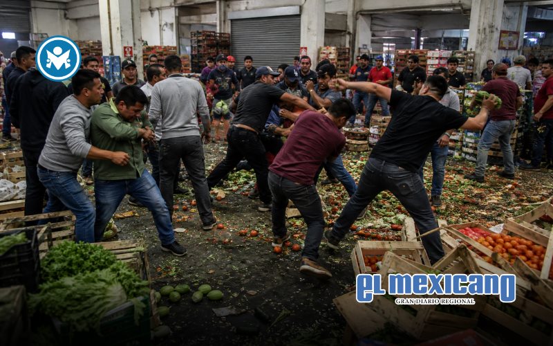 Reportan pelea campal entre diableros y comerciantes en la Central de Abasto de CDMX