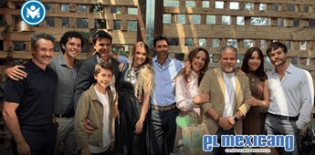Celebran cumpleaños de Marisol del Olmo en grabaciones de "El Renacer de Luna" Celebran cumpleaños de Marisol del Olmo en grabaciones de "El Renacer de Luna"
