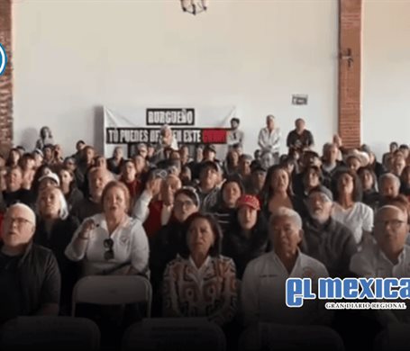 Vecinos exigen la presencia de Ismael Burgueño este martes 19 de mayo Vecinos exigen la presencia de Ismael Burgueño este martes 19 de mayo