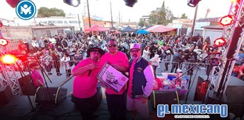 Festejan a madres de la colonia Libertad con verbena y música en vivo Festejan a madres de la colonia Libertad con verbena y música en vivo