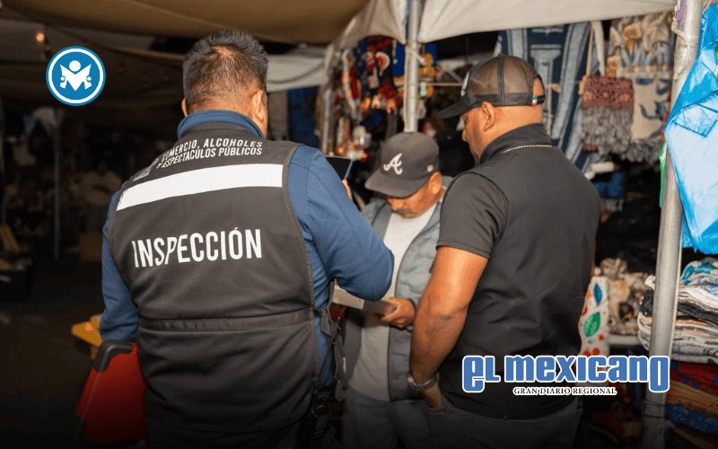 Retiran 26 carpas de ambulantes en zona de Plaza C&iacute;vica
