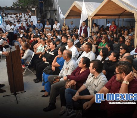 Casa llena en encuentro de Ruiz Uribe con militantes y simpatizantes de Morena Casa llena en encuentro de Ruiz Uribe con militantes y simpatizantes de Morena
