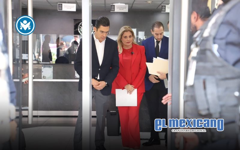 Maru Campos comparece ante la FGR por presunta operación con agentes de la CIA en Chihuahua Maru Campos comparece ante la FGR por presunta operación con agentes de la CIA en Chihuahua